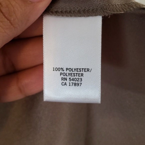 Banana Republic V-neck Blouse - Picture 6 of 6